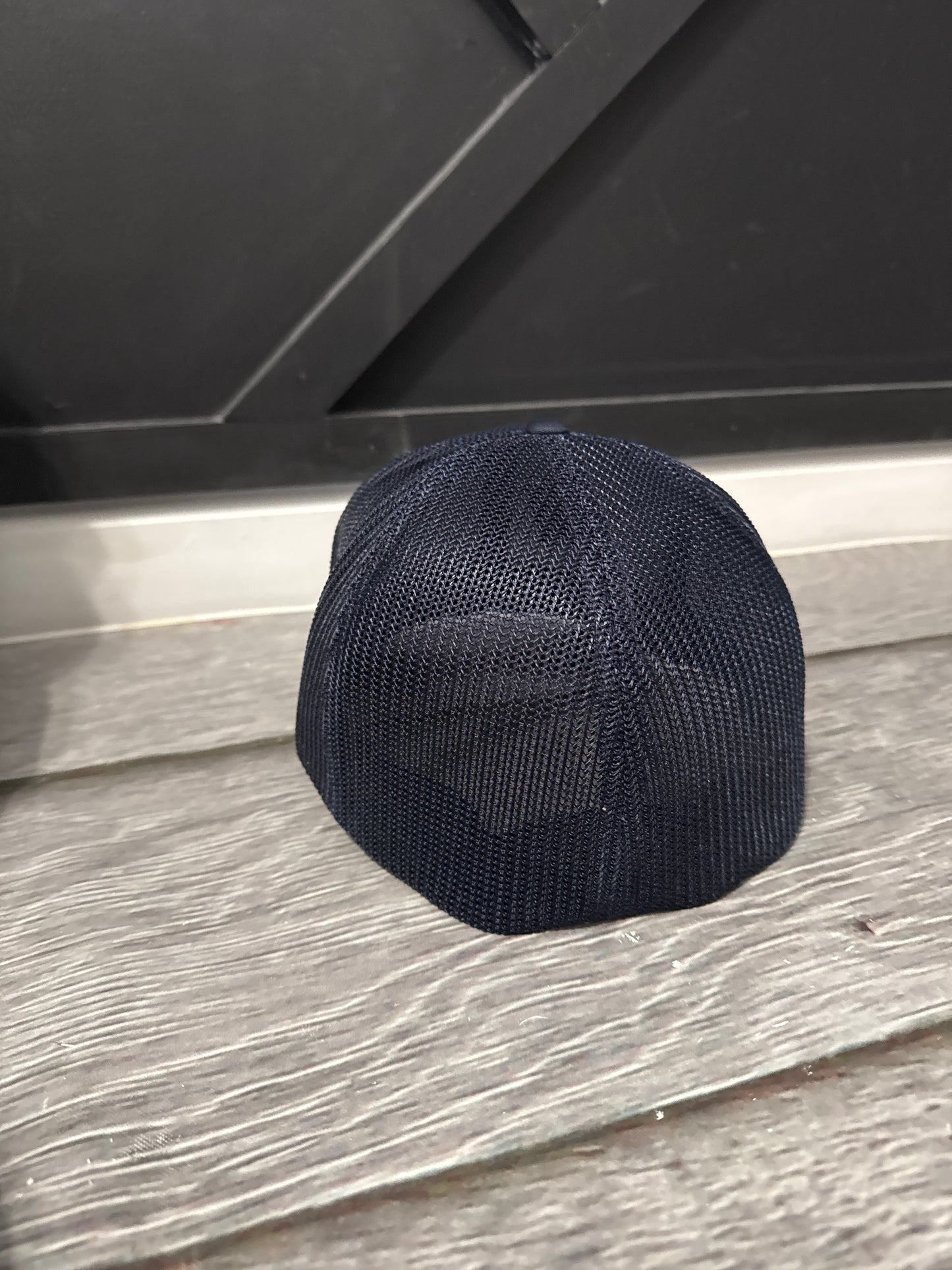 FITTED W Trucker Hat r112 navy